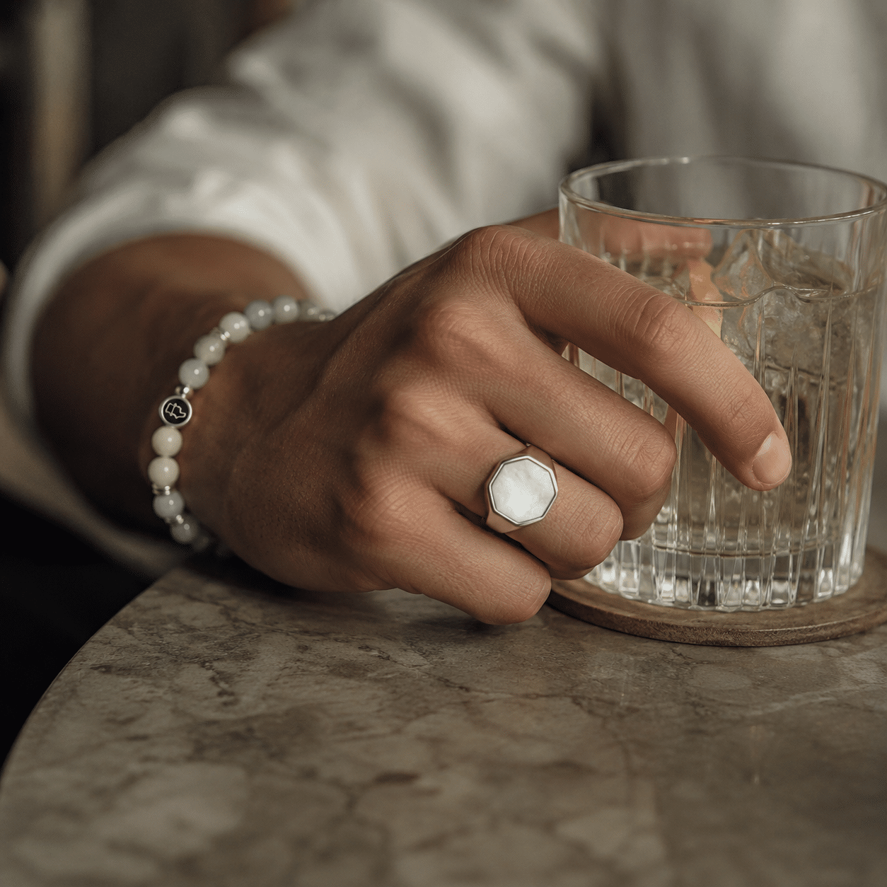 NOBEL by BILLGREN är ett exklusivt varumärken med smycken i 925 sterling silver.